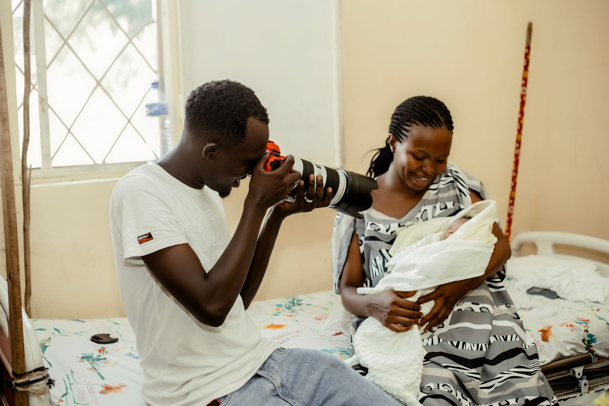 Welcoming Baby Home: Creating Calm in the First Precious Weeks